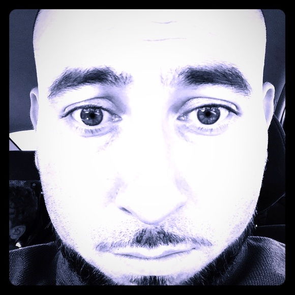 Meet your Posher, Fernando - Picture 1 of 1